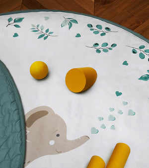 Add the calming scandinavian style to your baby's room, elephant baby play mat, play and go