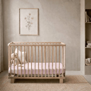 Gentle nursery with botanical touch, dusty pink baby fitted sheet