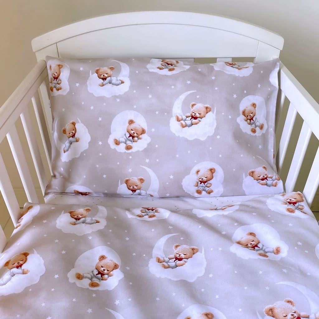 Shop the Little Teddy Cotton Cot Bed Bedding Set – designed for comfort and safety. Made from 100% natural cotton, ideal for cots and cot beds in modern nurseries.