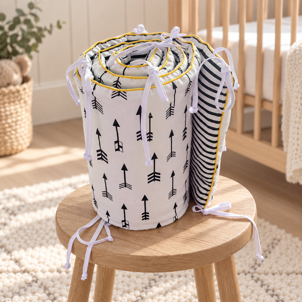 Black Arrow & Stripe Cot Bed Bumper – Reversible Uk