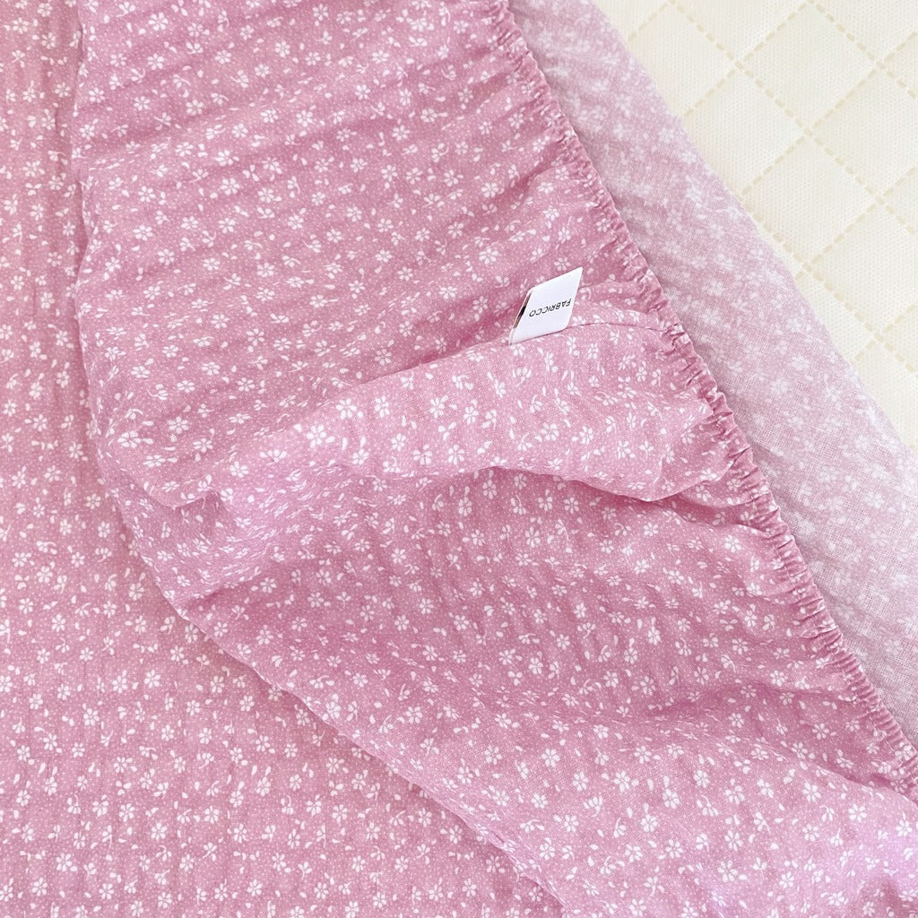 baby girl Seersucker fitted sheet with meadow flowers in soft pink, 100% cotton