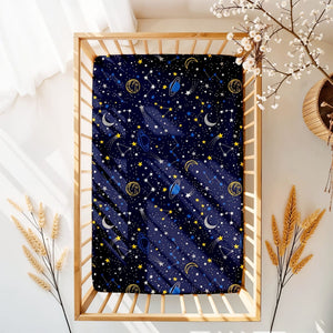 This Space-themed fitted sheet is an ideal addition to your little astronaut’s nursery, designed to fit cots, cot beds, SnuzPods, and Maxi Cosi perfectly. Baby Shop Ireland