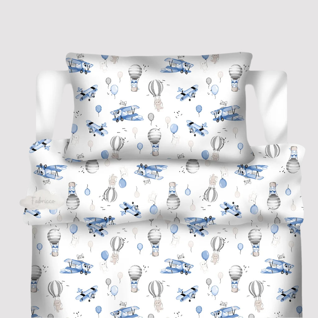 hot air balloon bedding, boys bedding, boys adventure bedding, Fabricco bedding, single bedding for boys, airplane bedroom